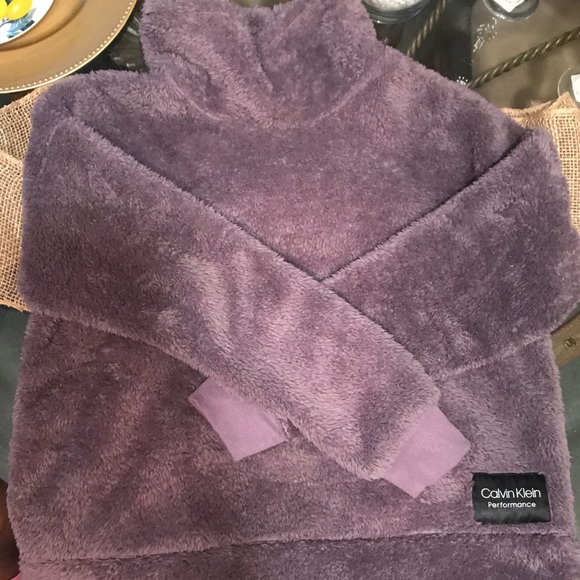 Calvin Klein Sweaters - Performance hoodie